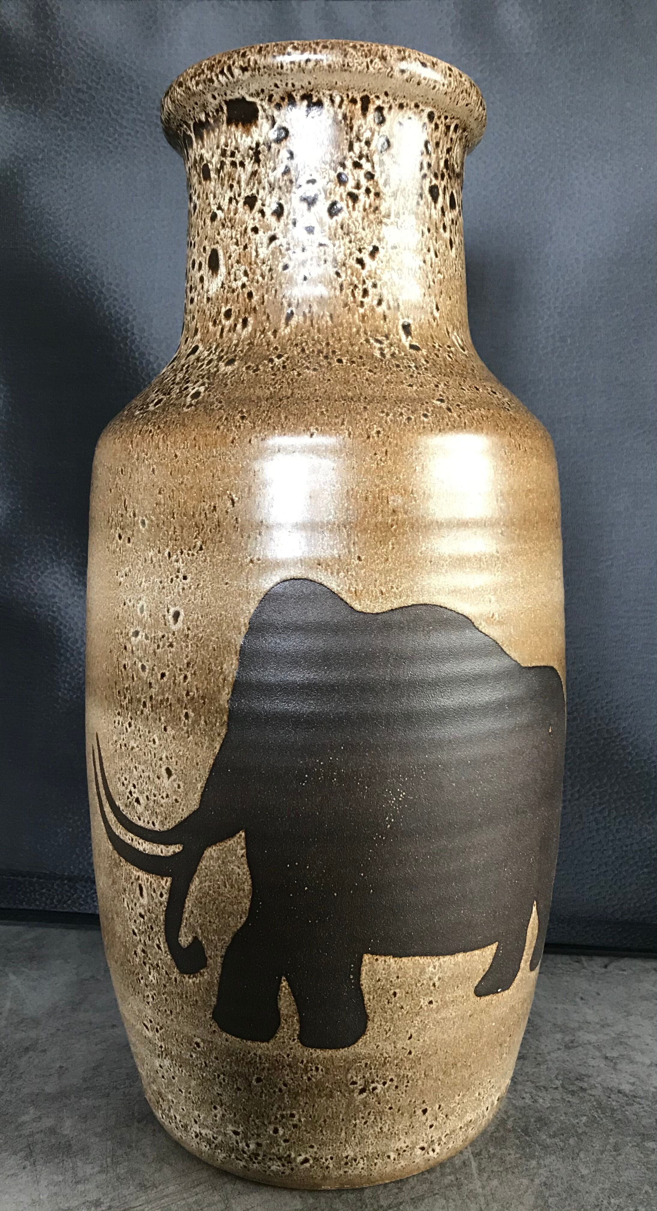 Vase in ceramic rock effect of saint clement mammouth 38 cm decoration