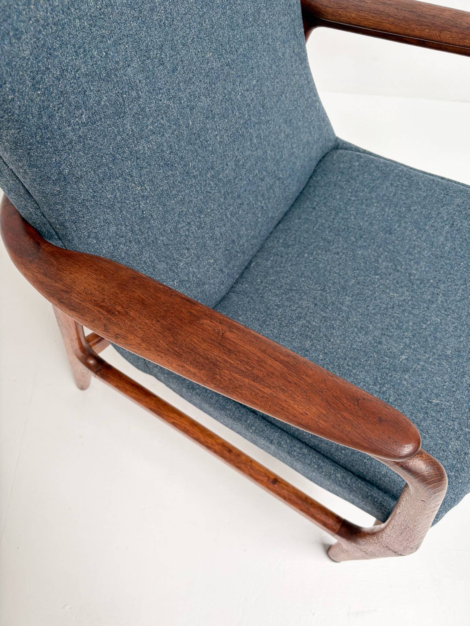 Re upholstered Edith (men’s) armchair by Bovenkamp, 1960s
