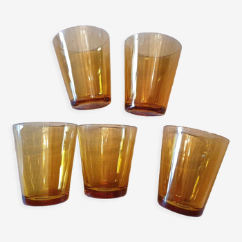 5 verres a eau couleur jaune ambrée