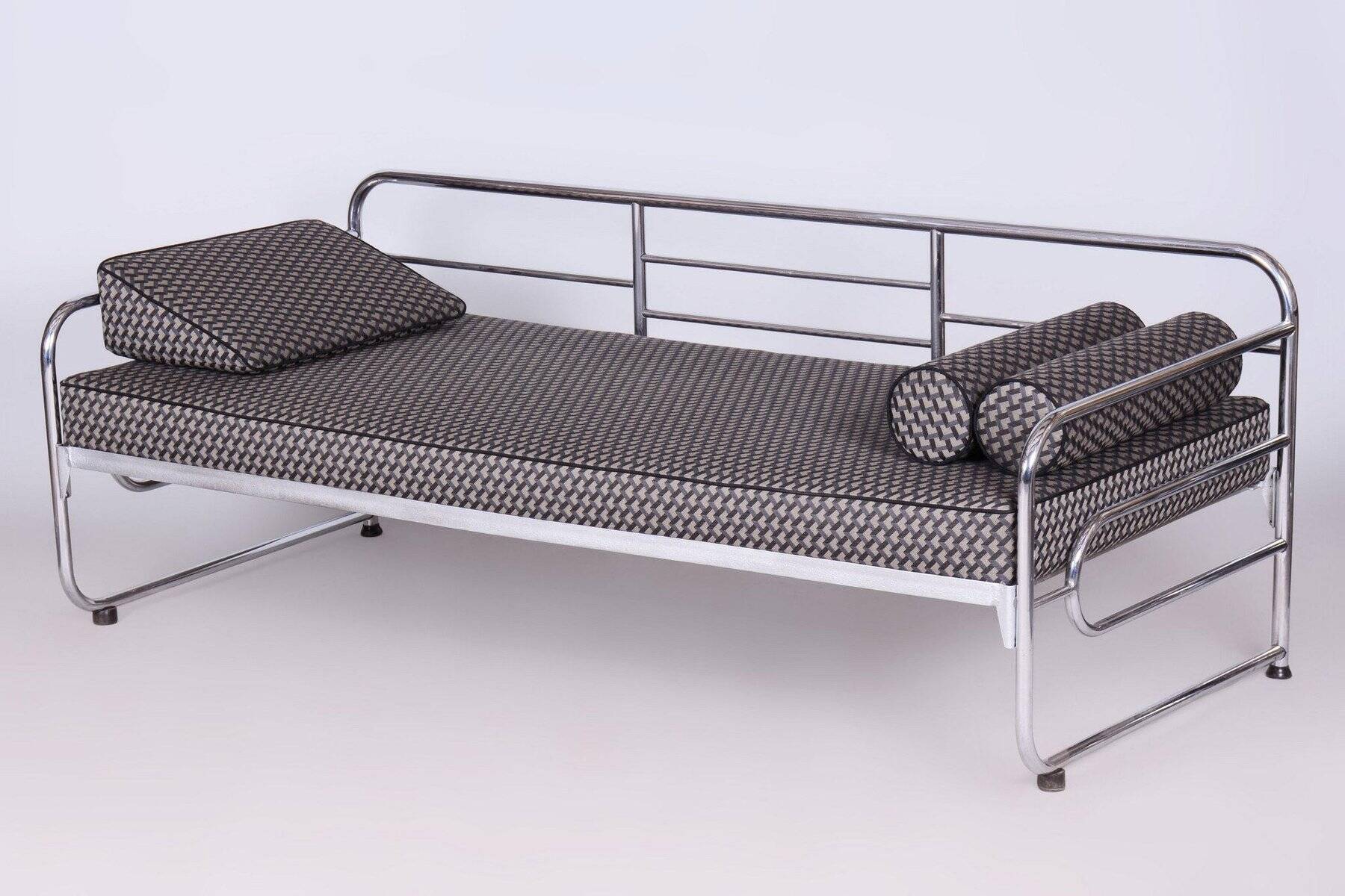 Bauhaus Sofa in Chrome & Upholstery attributed to Mücke-Melder, Czech, 1930s