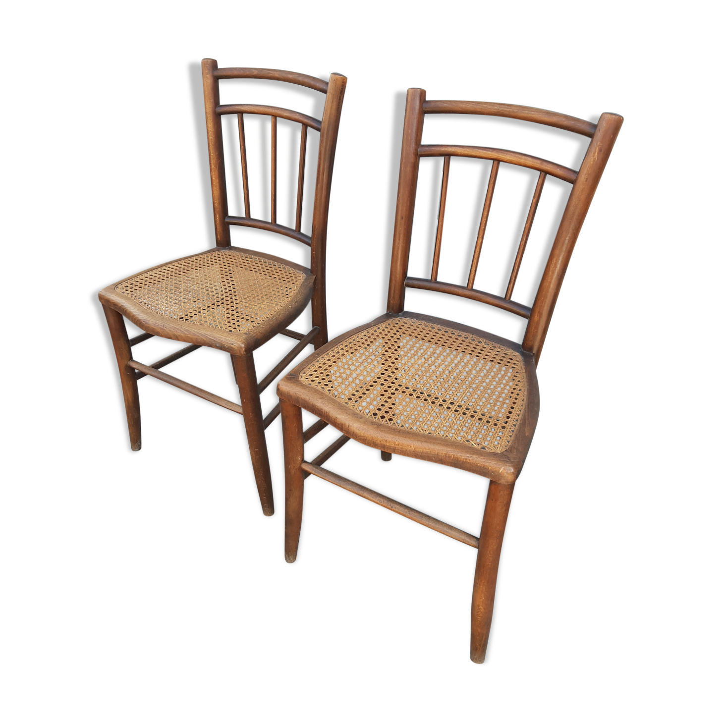 Paire de chaises de bistrot canné