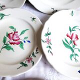 8 dessert plates with hand-painted floral decoration, dinner plates.