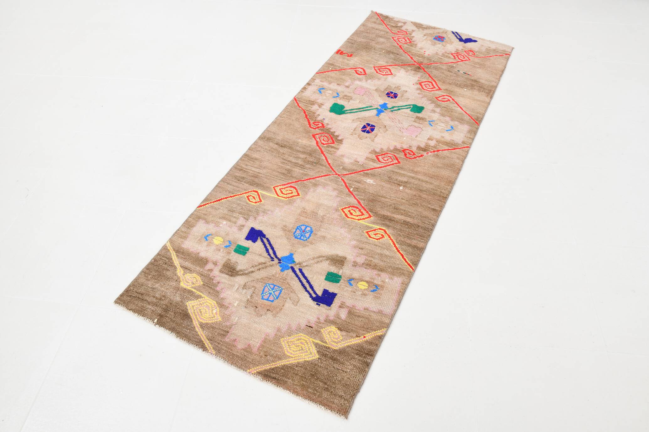 Tapis Couloir Vintage Turc, Marron, Rouge & Bleu Motifs Tribaux Géométrique