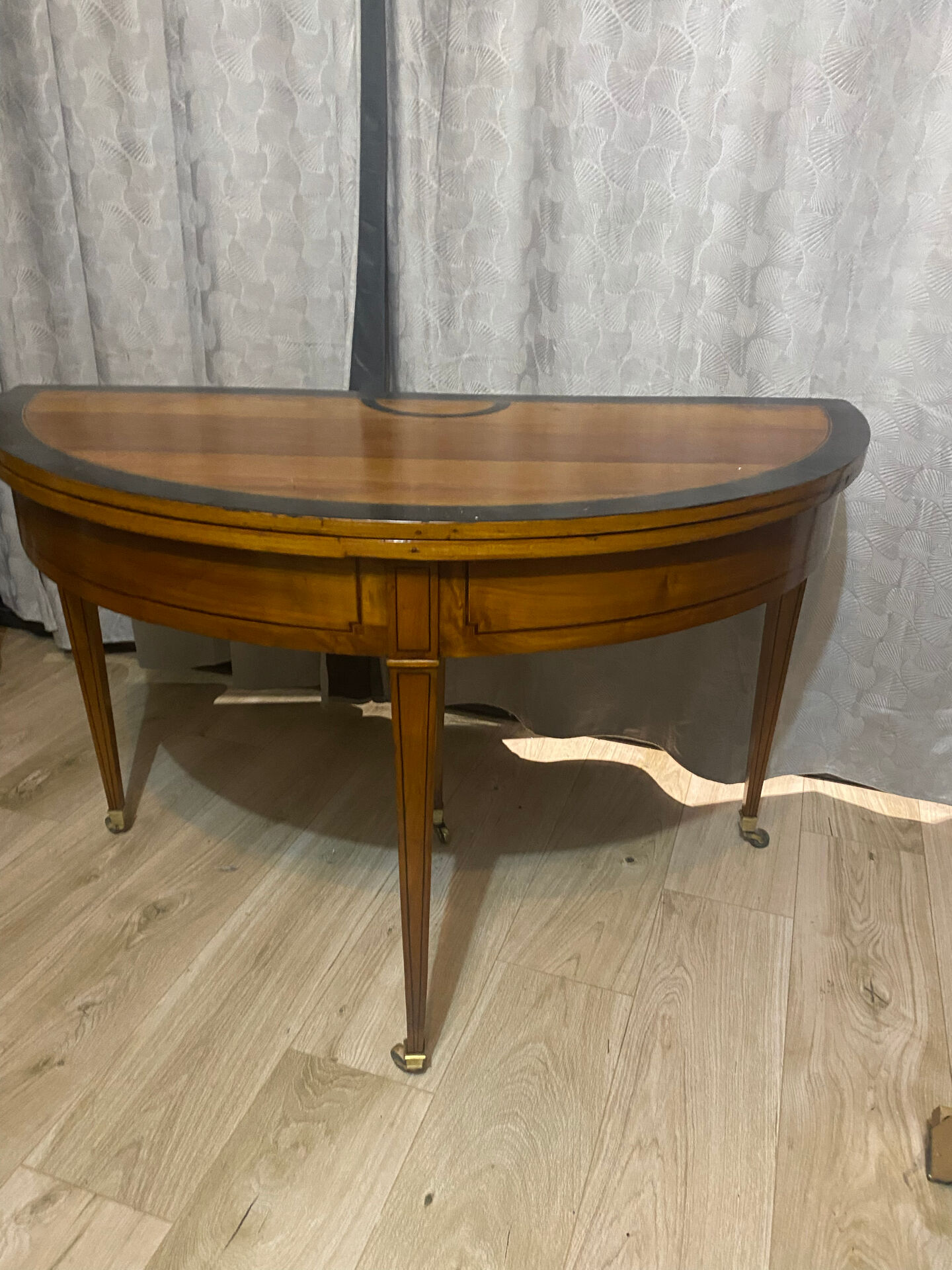 Half-moon table