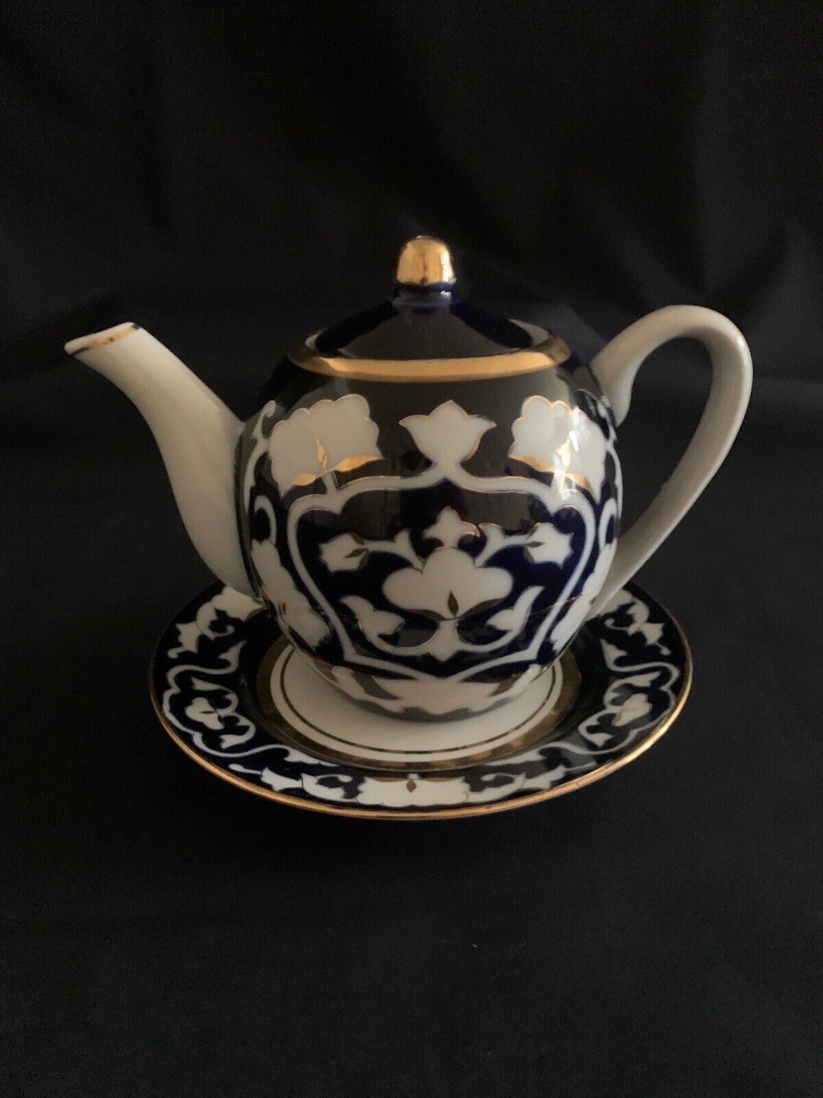 Uzbek teapot, plate, porcelain, collection, ethnic, signed, gilding