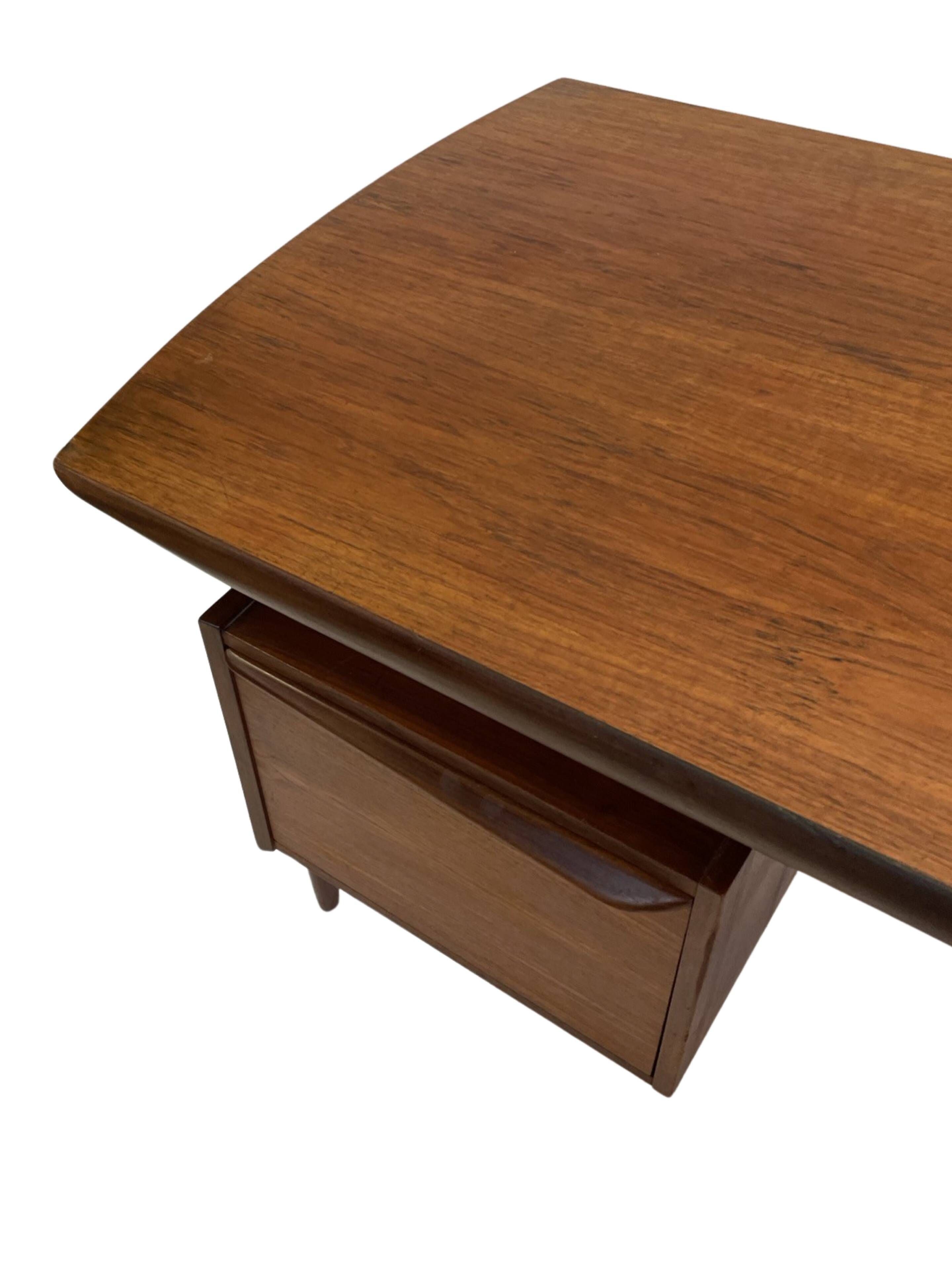 Bureau vintage en teck de Tijsseling pour Propos Hulmefa 1960