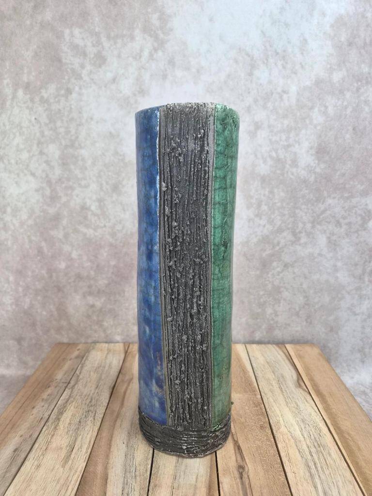 Large workshop vase in blue and green raku style, signed – 30 cm