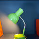 Petite lampe de bureau verte pomme