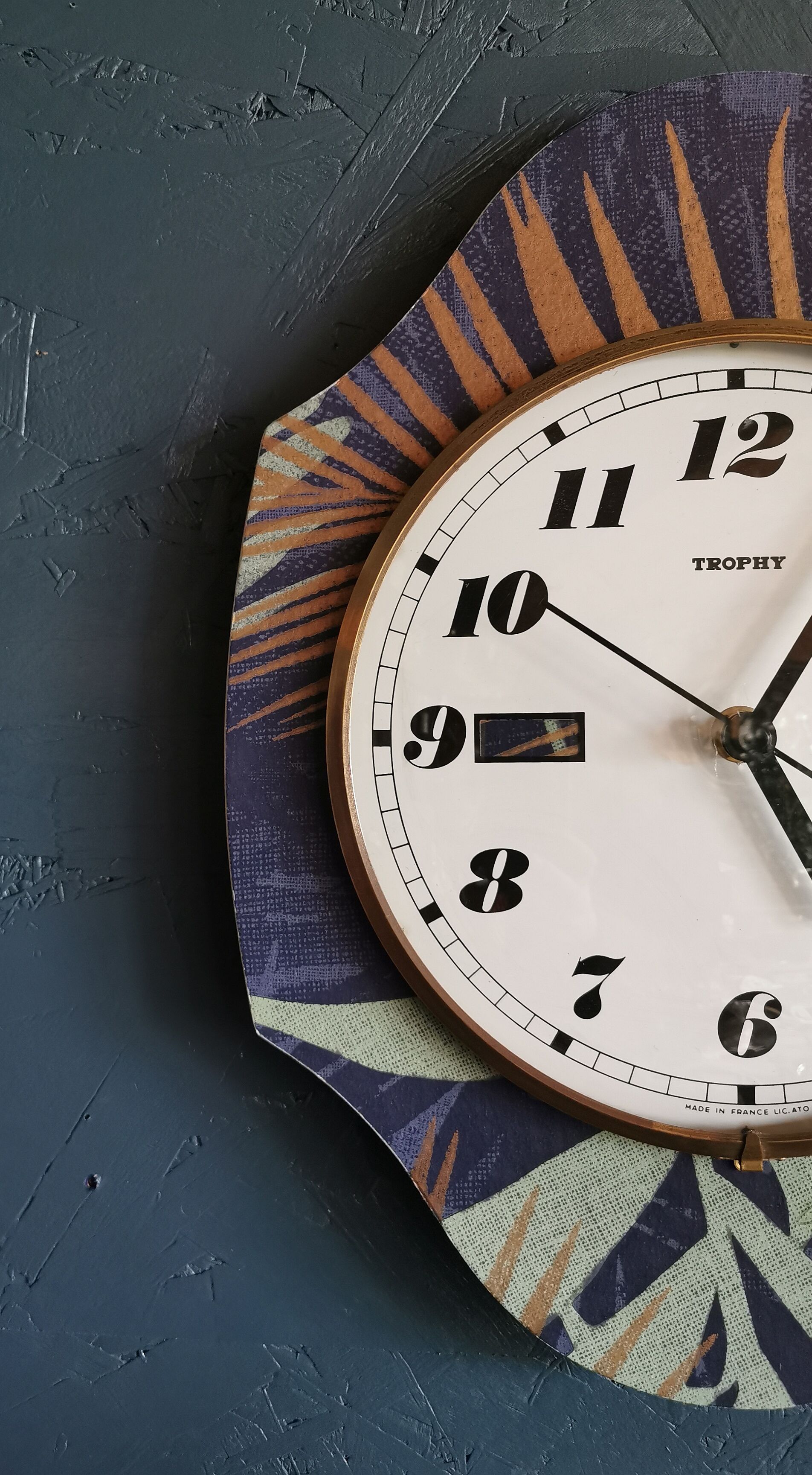 Vertical silent vintage wall pendulum clock "Trophy blue green golden"