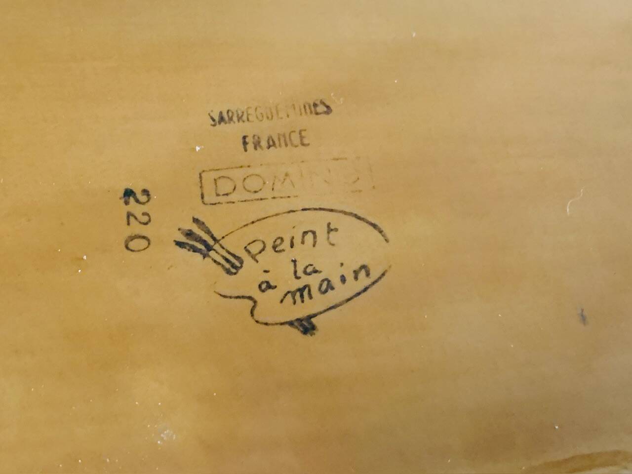 Grand plat en céramique vintage par Sarreguemines, circa 1970's