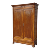 Grande armoire ancienne en noyer massif