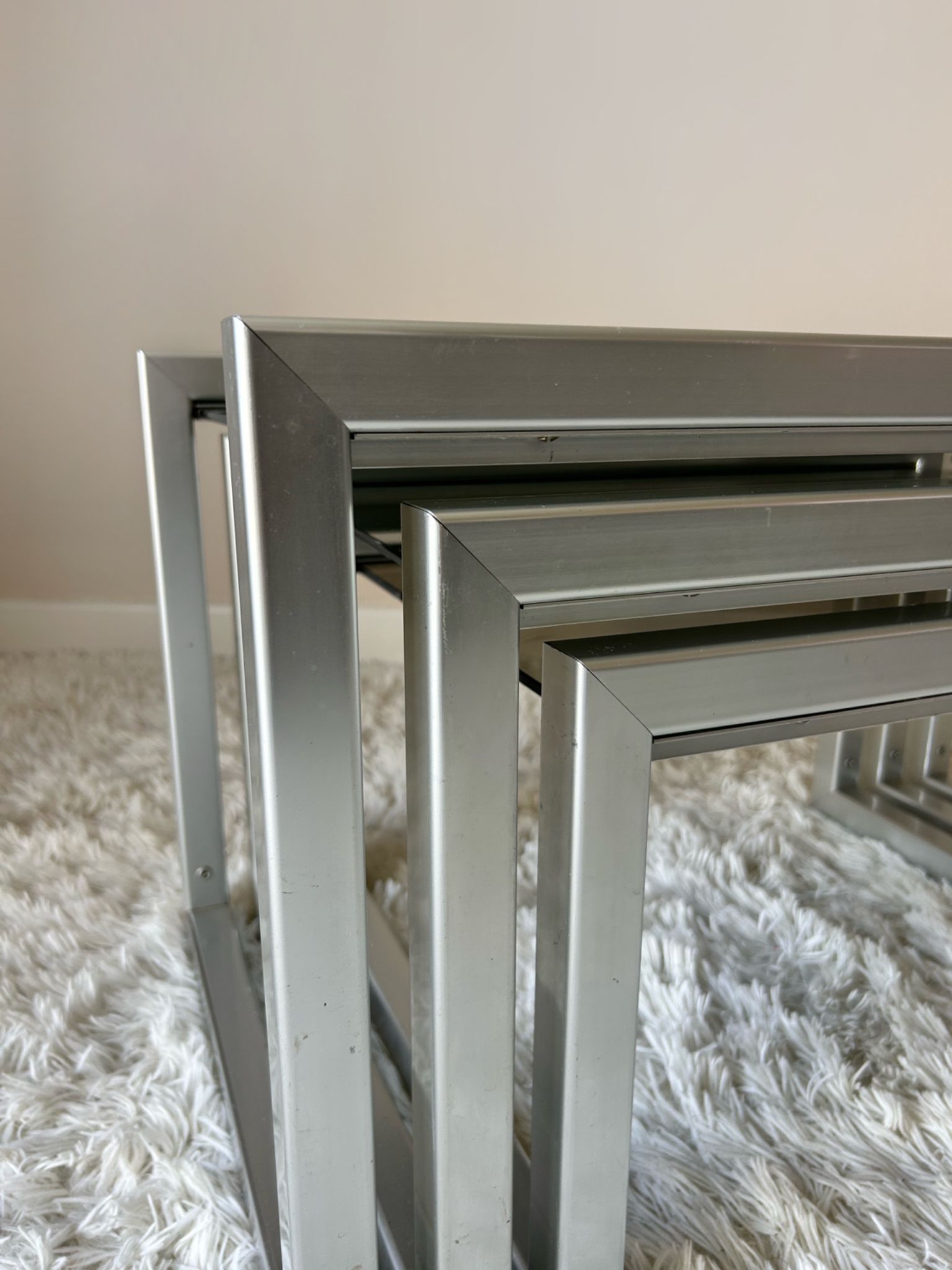 Tables gigognes design années 70