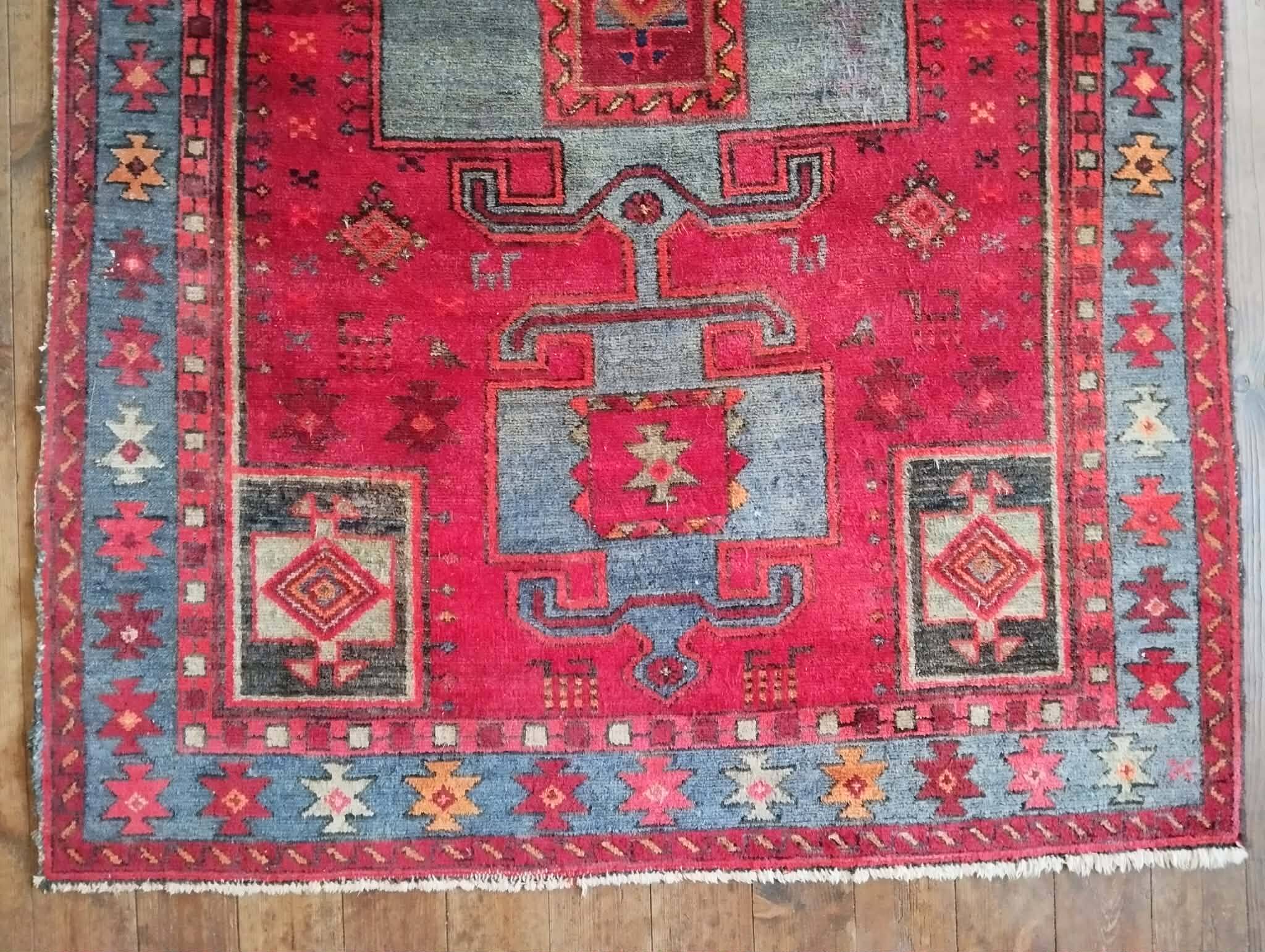 Handmade Persian Hamadan rug 199x135cm