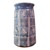 Vase original signé en terre cuite vernissée bleu violet motifs roses