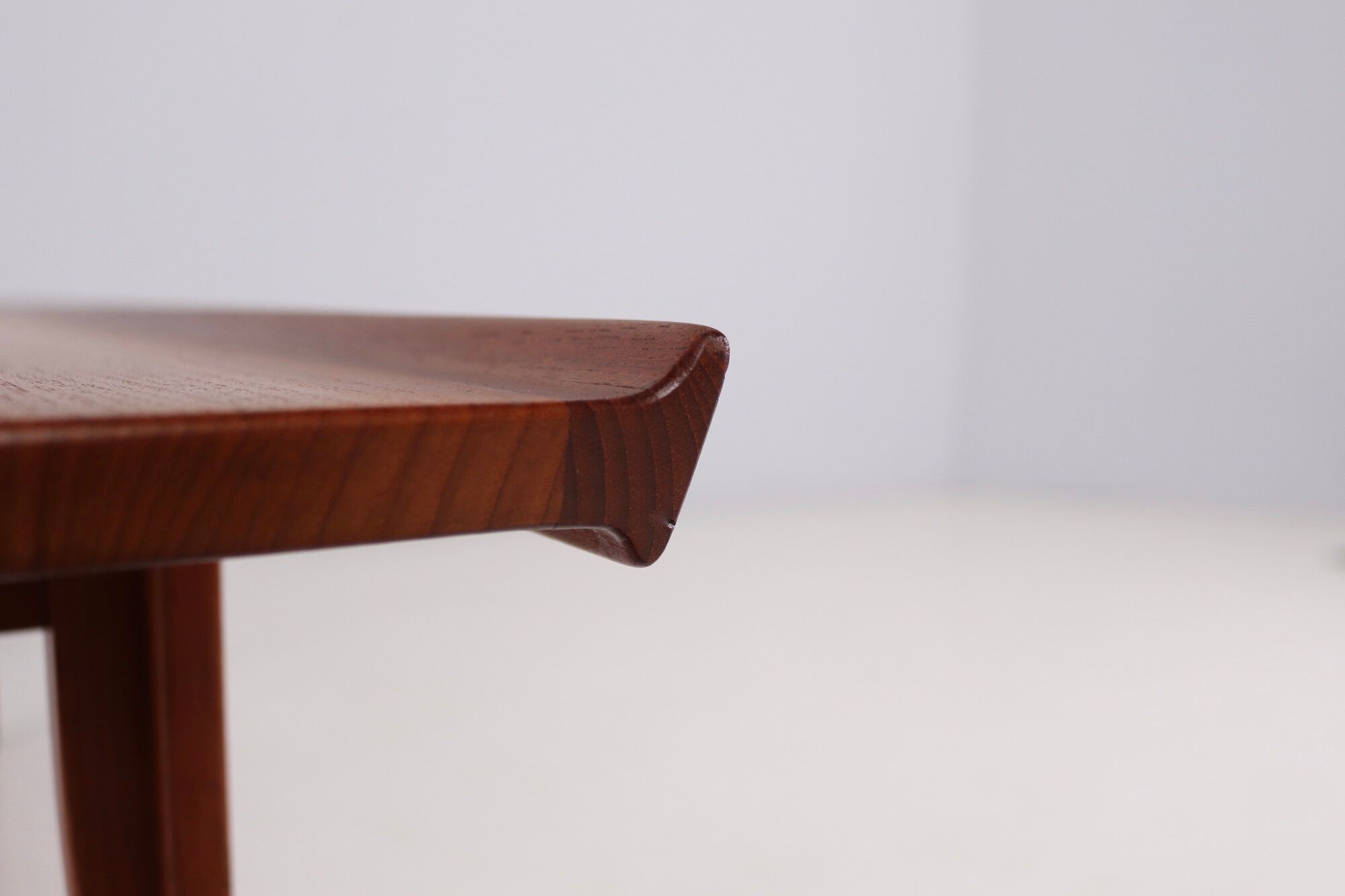 Finn Juhl coffee table France & Sound