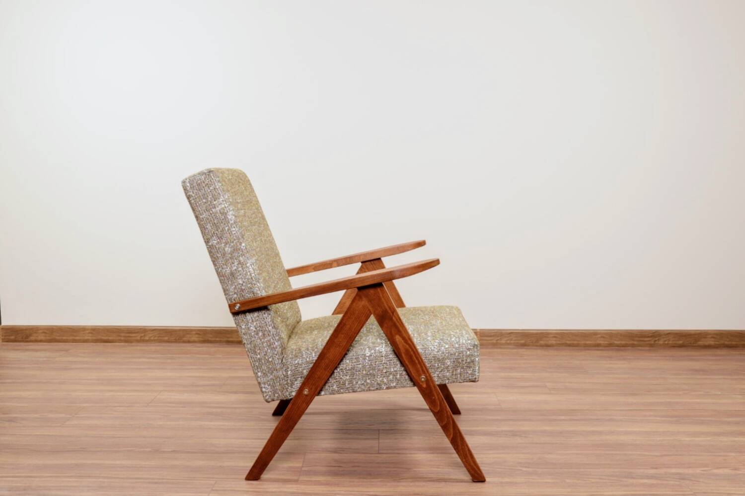 Vintage green granola ethnic design armchair