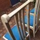 Chaises vintage et design en marbre blanc