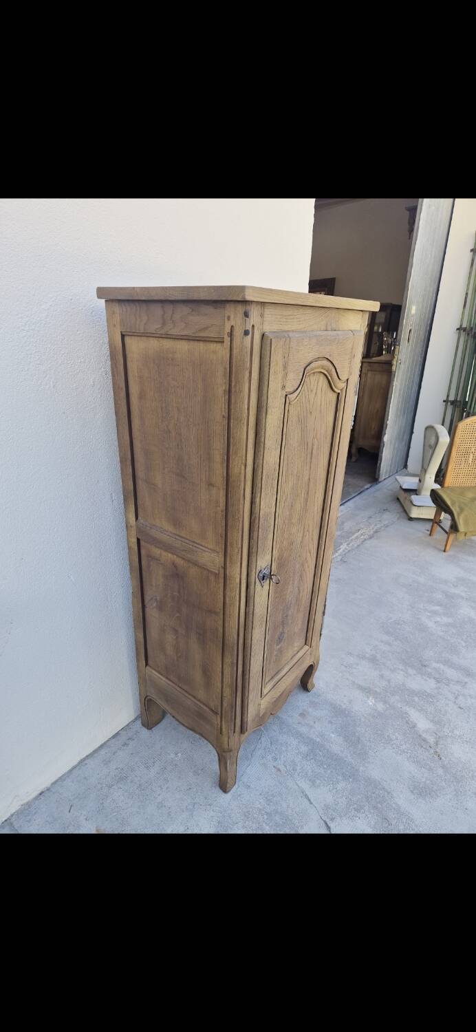 Louis XV jam jar in solid oak, 19th century, Aerogommer