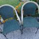 Duo de fauteuils anciens en fer forgé et osier