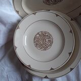 Lot de 2 plats et 4 assiettes plates. Sarreguemines Digouin. Modéle Primax brun.