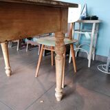 wooden dining table, vintage, turned legs, firm table style