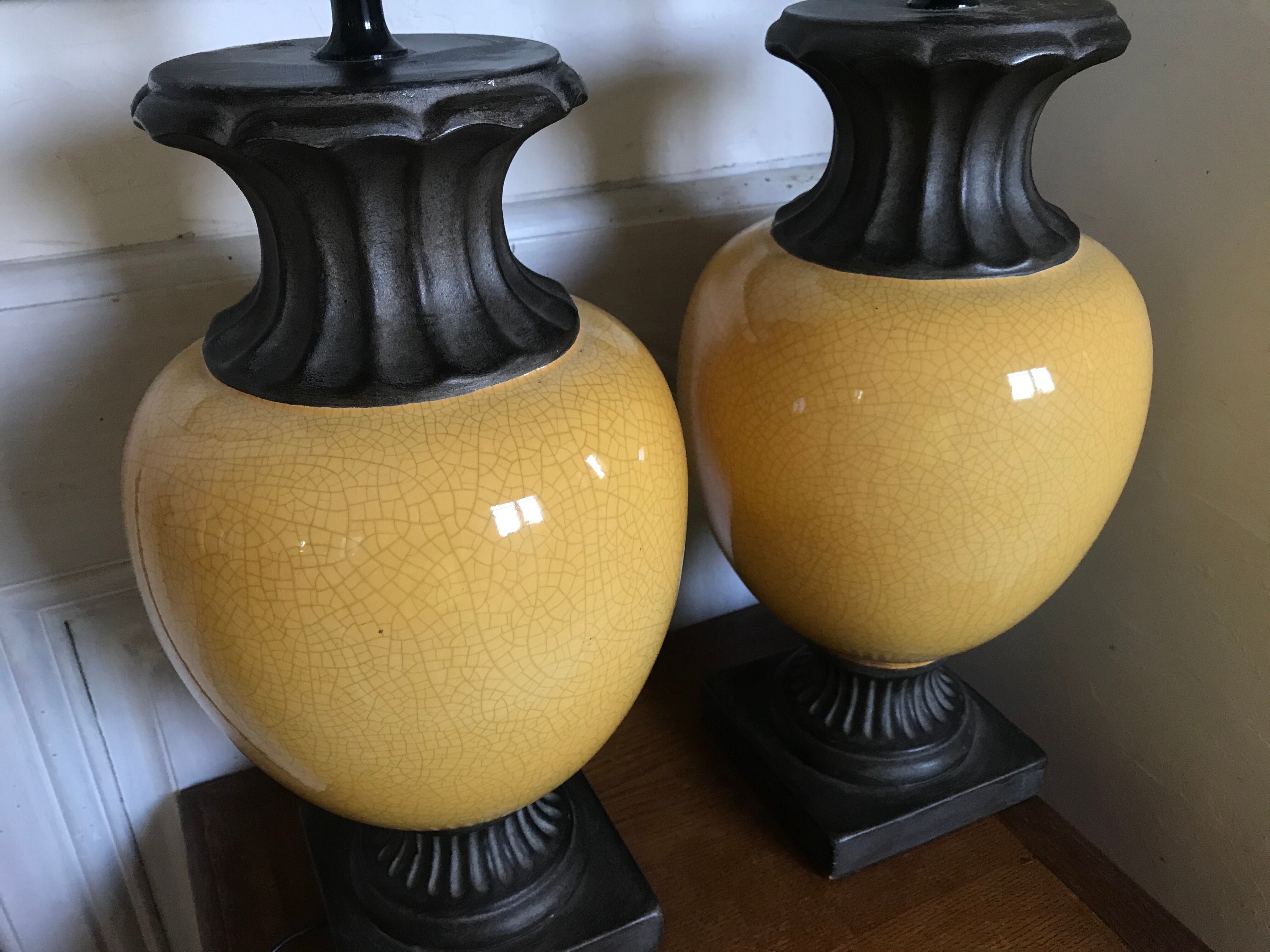 Vintage cracked ceramic lamp