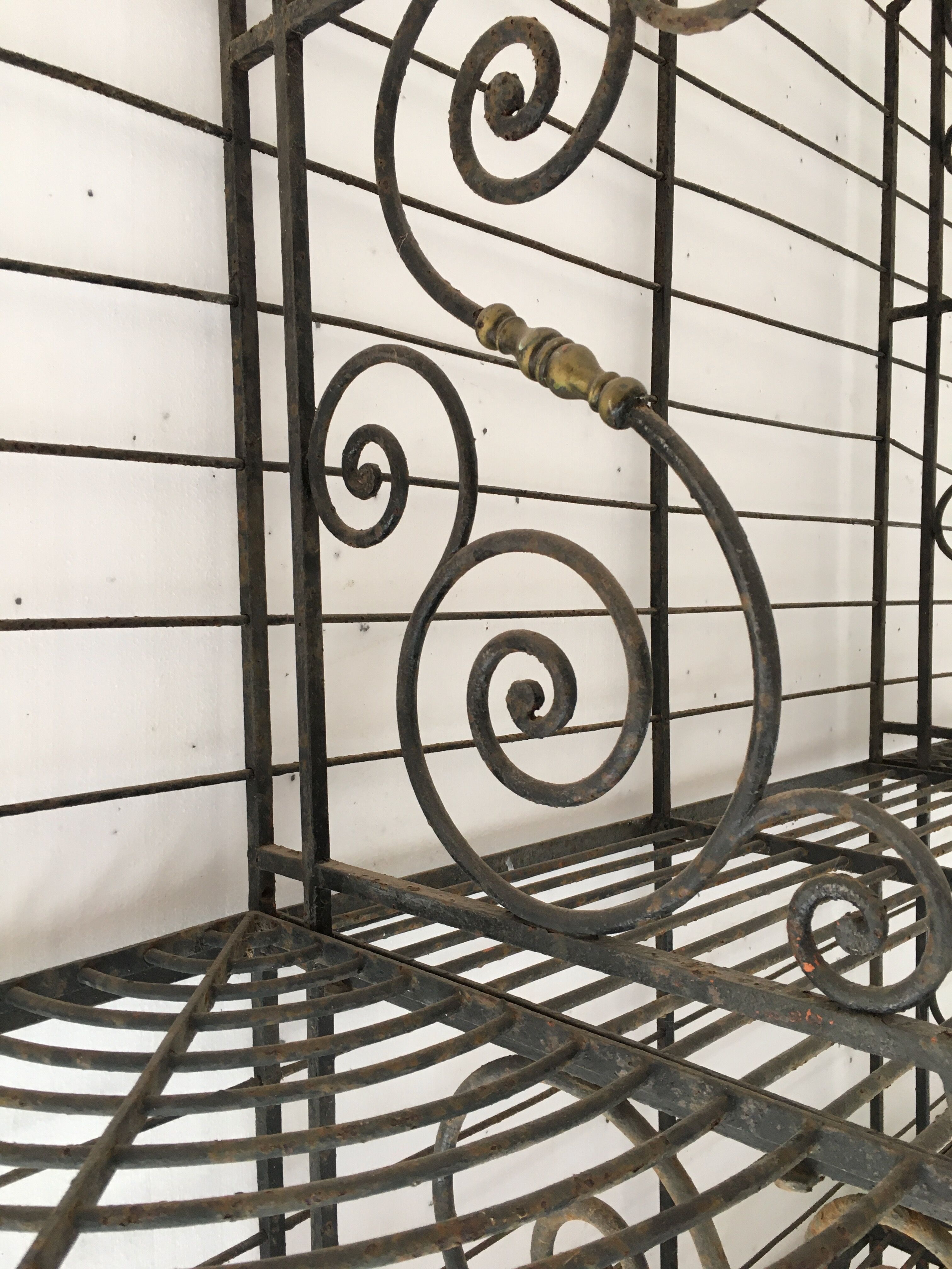 Old bakery shelf 1920