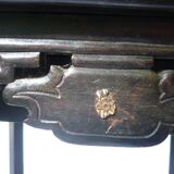 Carved saddle with Indochinese spacer