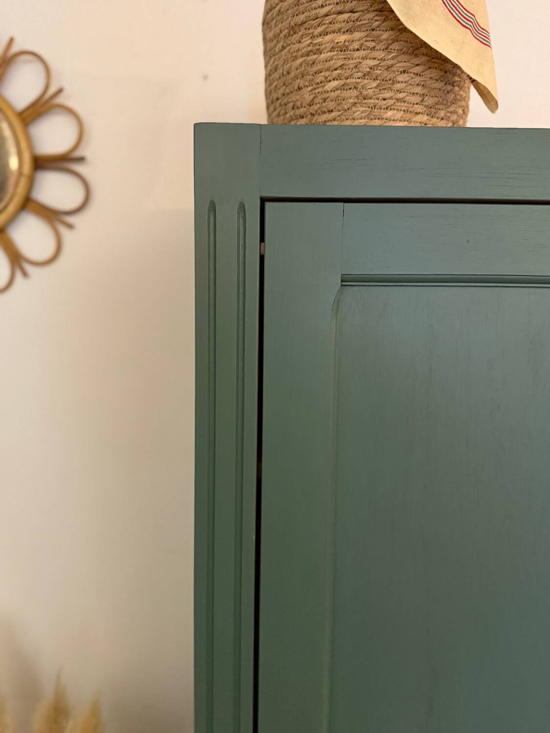 Small Parisian wardrobe