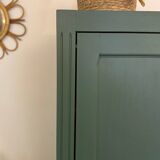 Small Parisian wardrobe