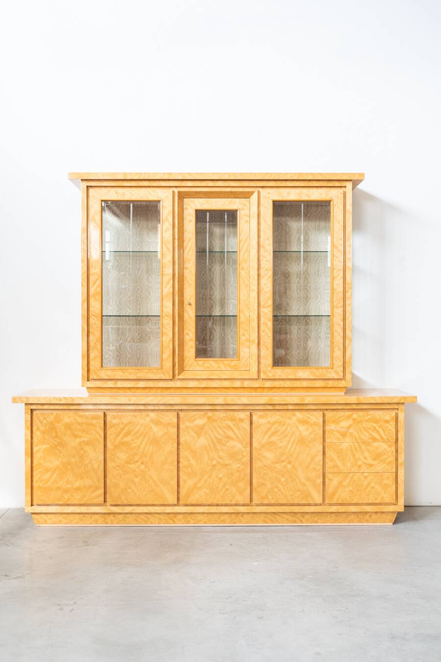 Aparador con vitrina, 1980/1990