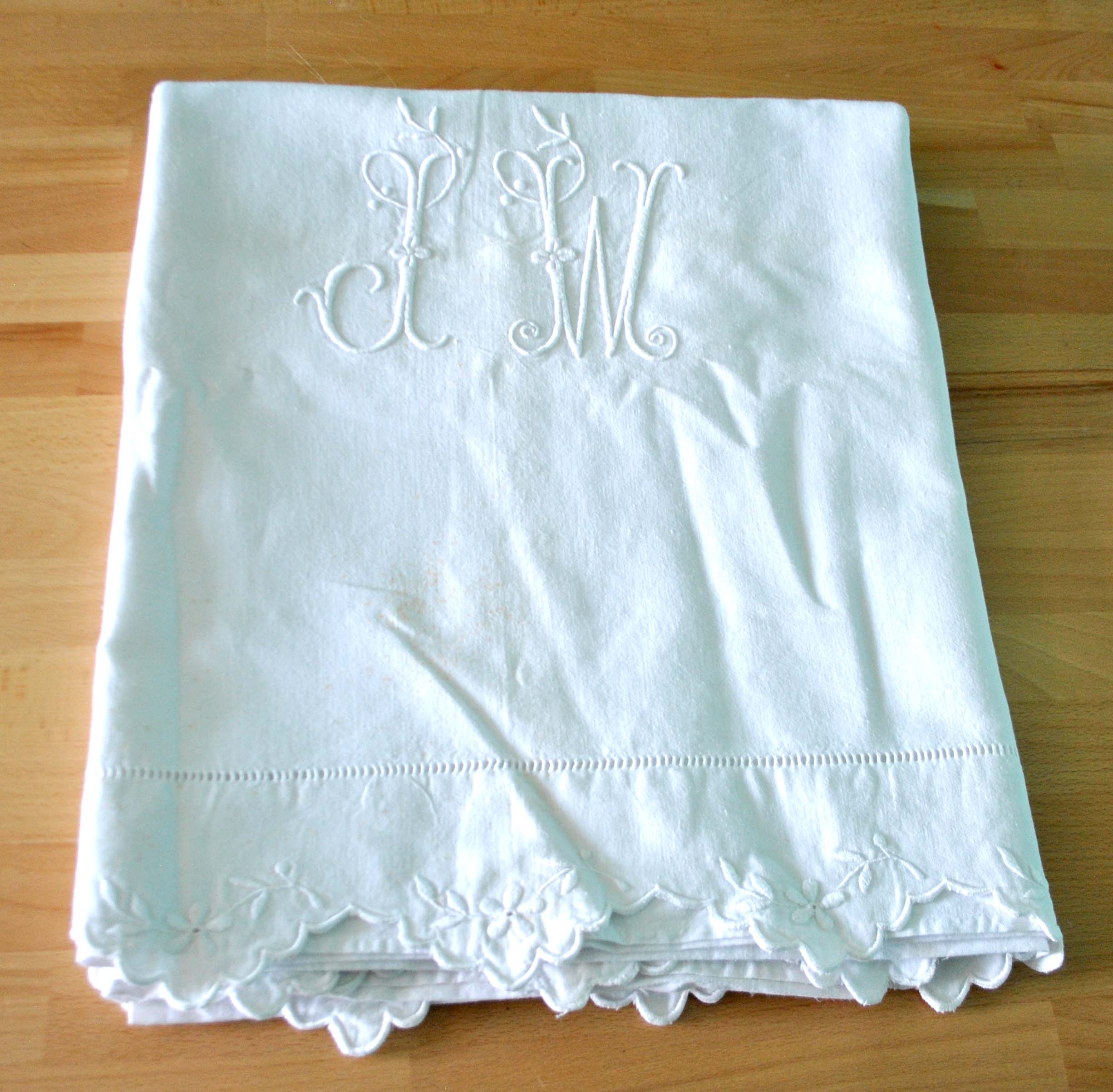 Vintage cotton sheets linen embroidered floral- Embroidered tablecloth monogram JW 180x240 *F8*