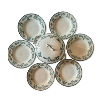 6 hollow plates accompanied by their iron earth soup