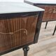 Paire de tables de chevet des années 60 avec porte à abattant et plateau en verre bleu