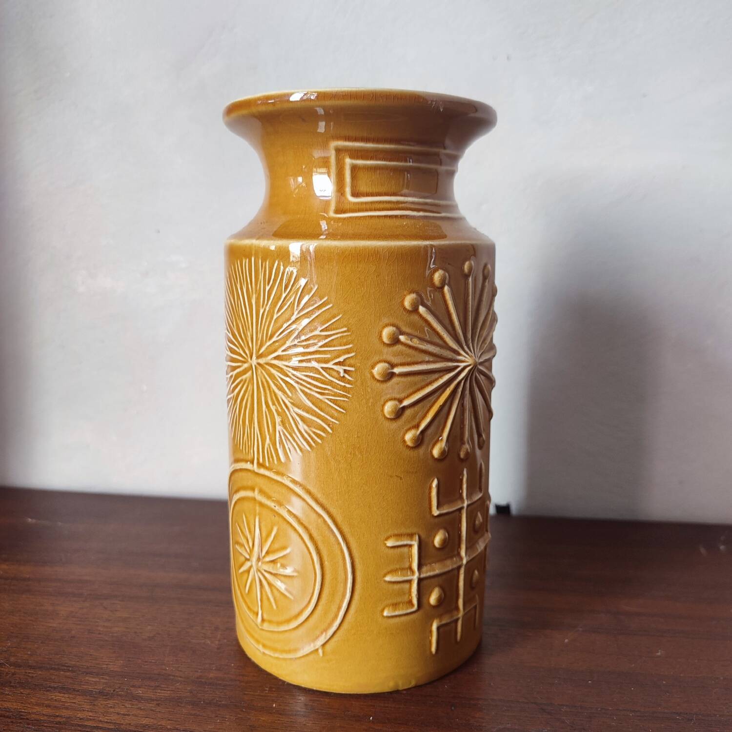Portmeirion totem vase Susan Ellis England