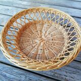 Round wicker basket