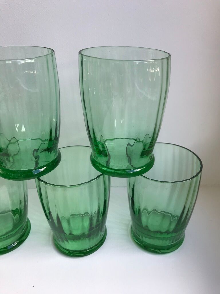 Set of 5 green art deco water glasses 30s-40s