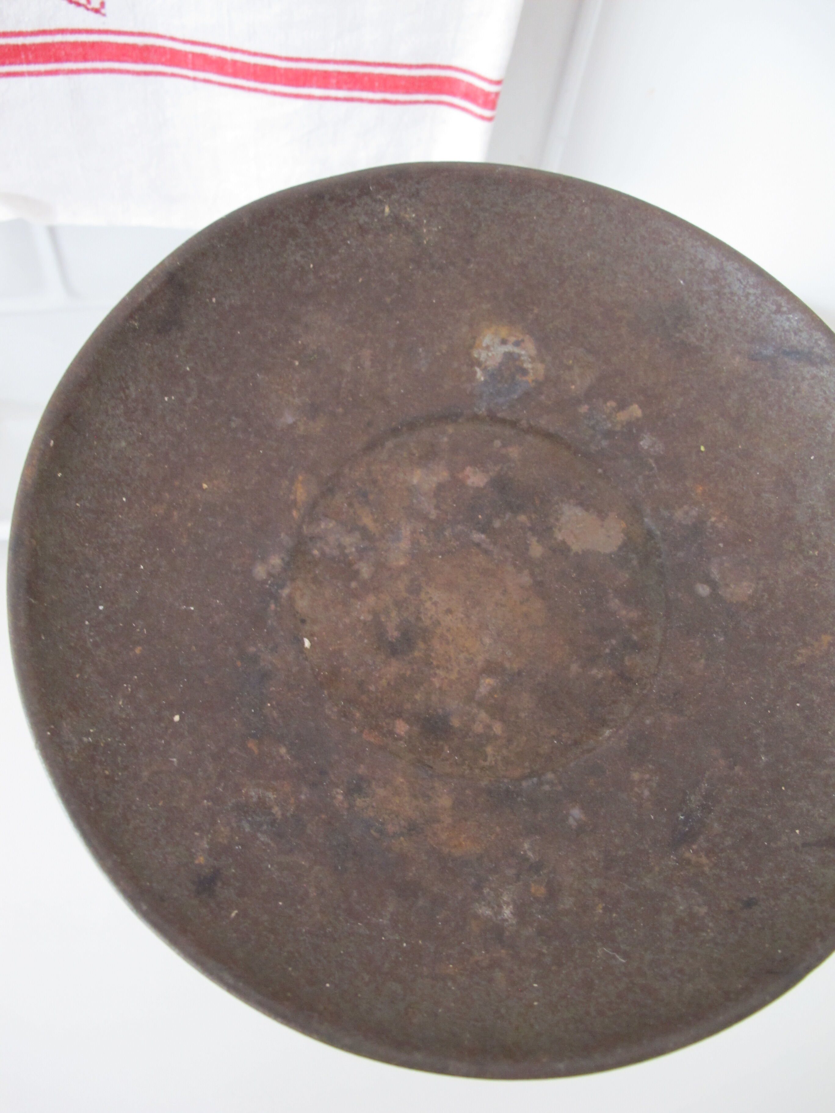 Ancient libra in english iron 1920s