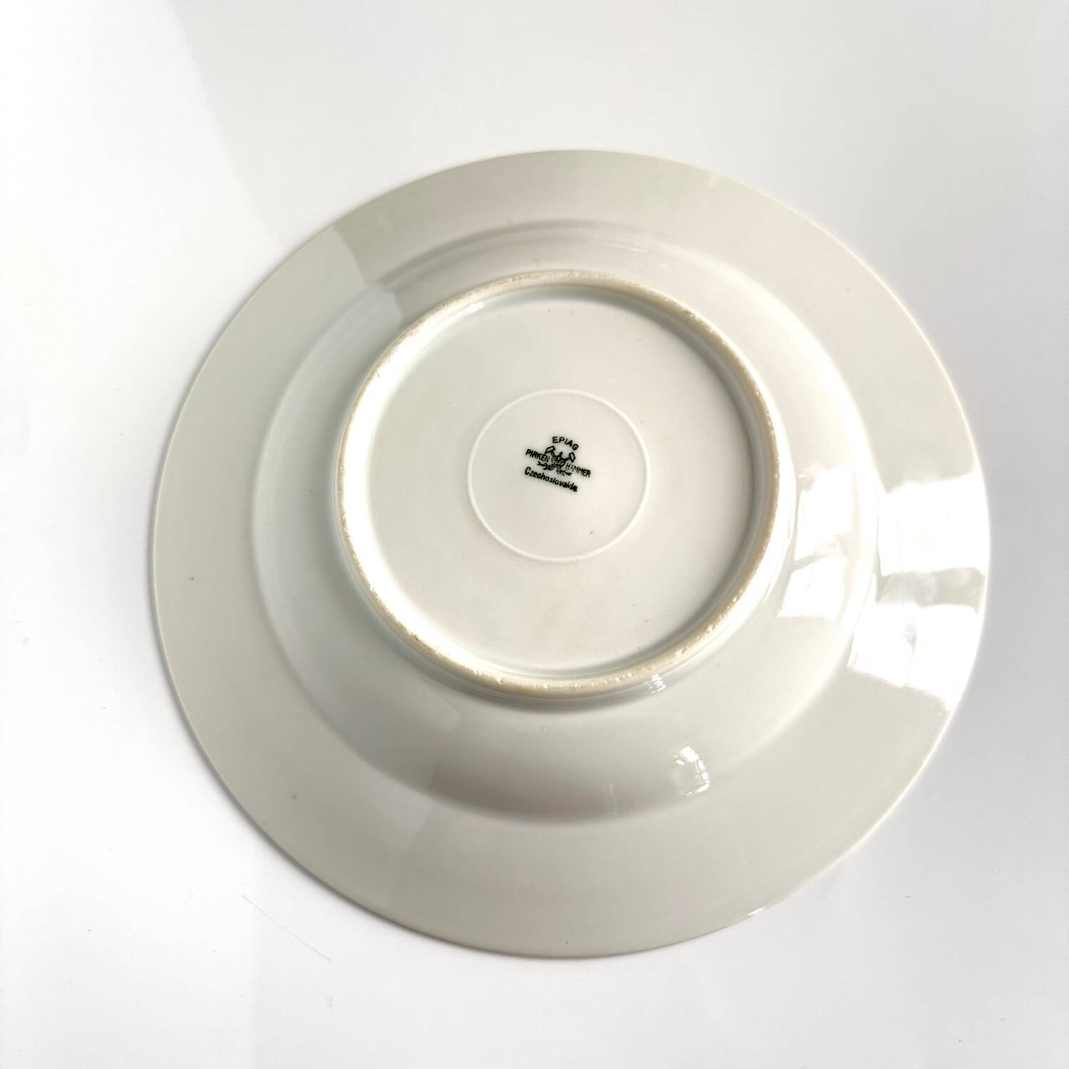 Pair of soup plates by EPIAG | ribbons/bows and garlands