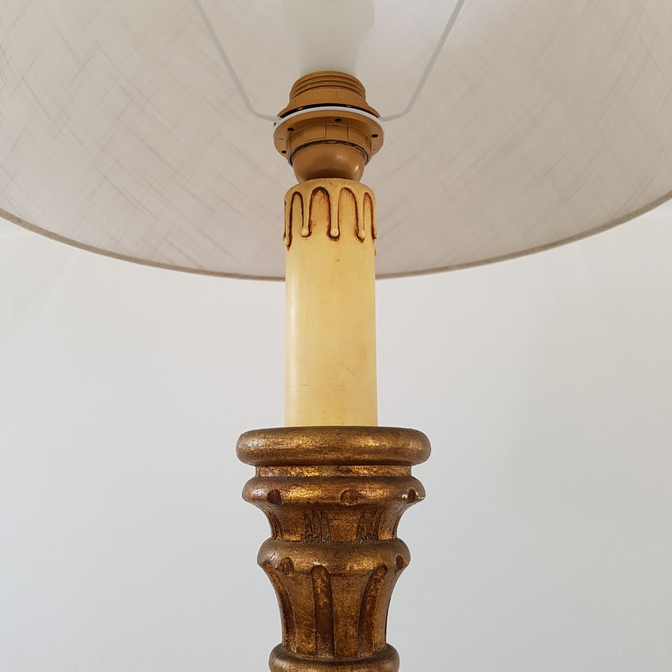 Golden wood column floor lamp
