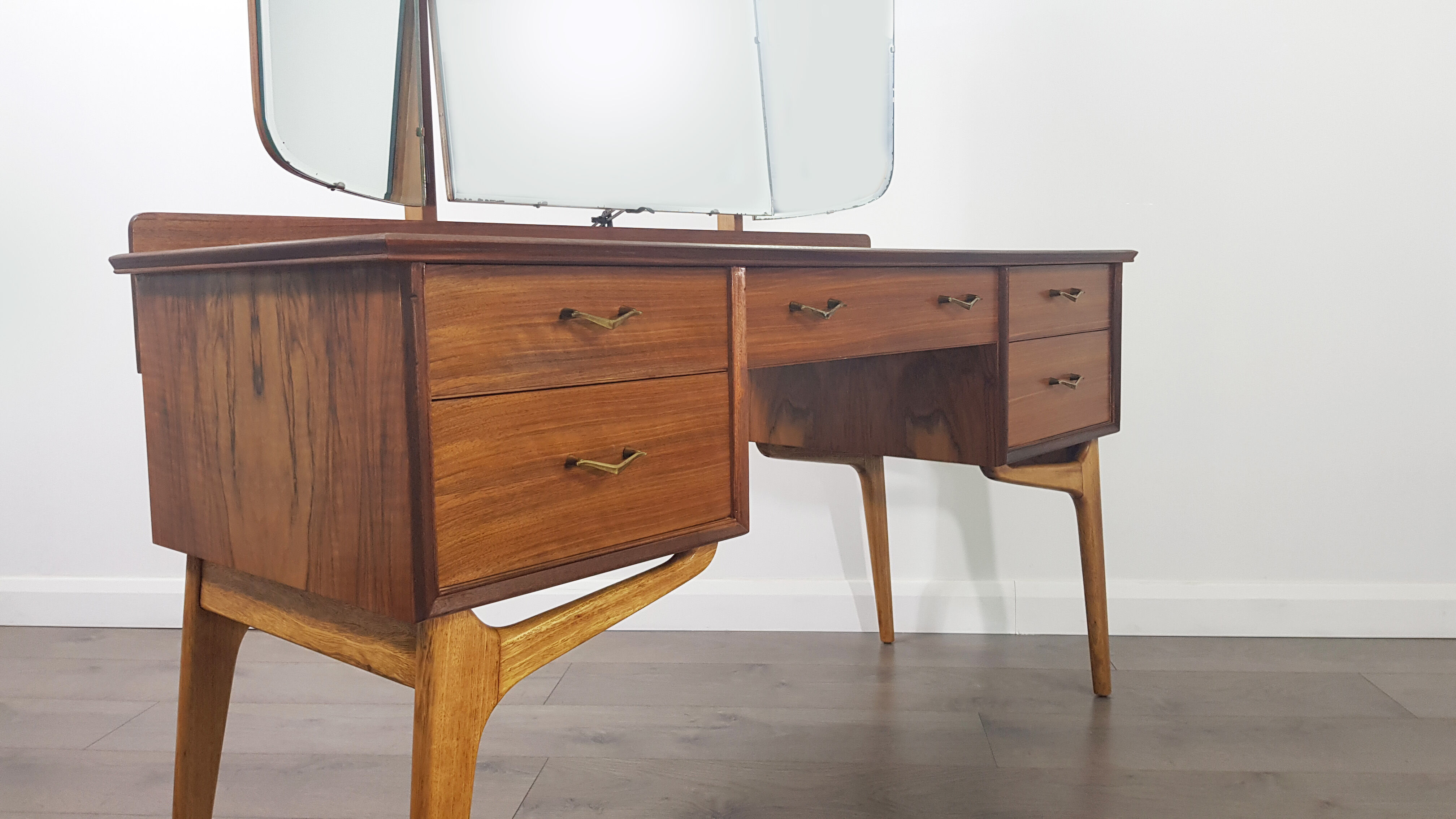 Coiffeuse par Alfred Cox pour AC furniture, années 1950