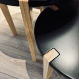 Set of round wooden and black side tables – Scandinavian style