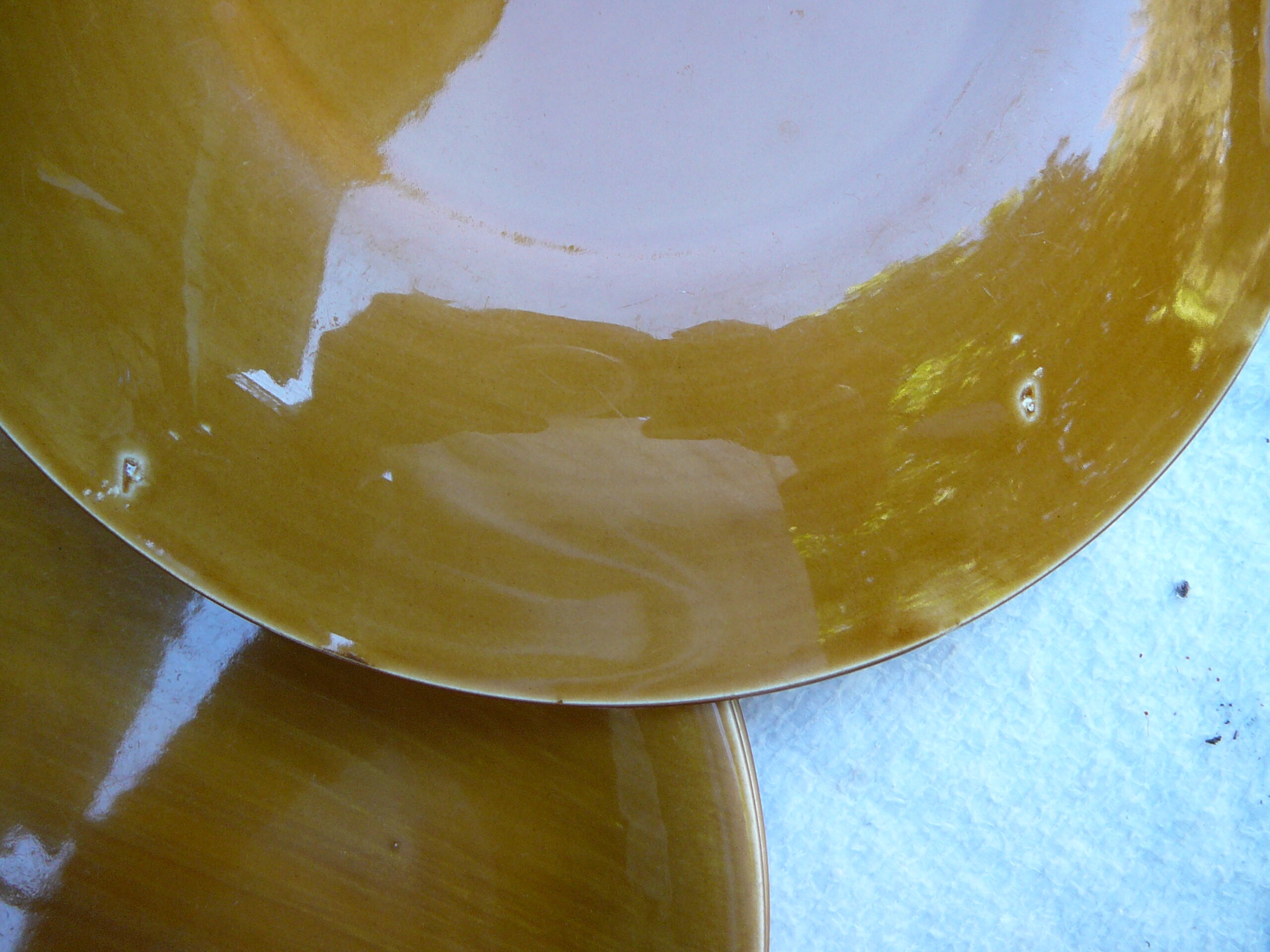 10 flat plates Salins Provence