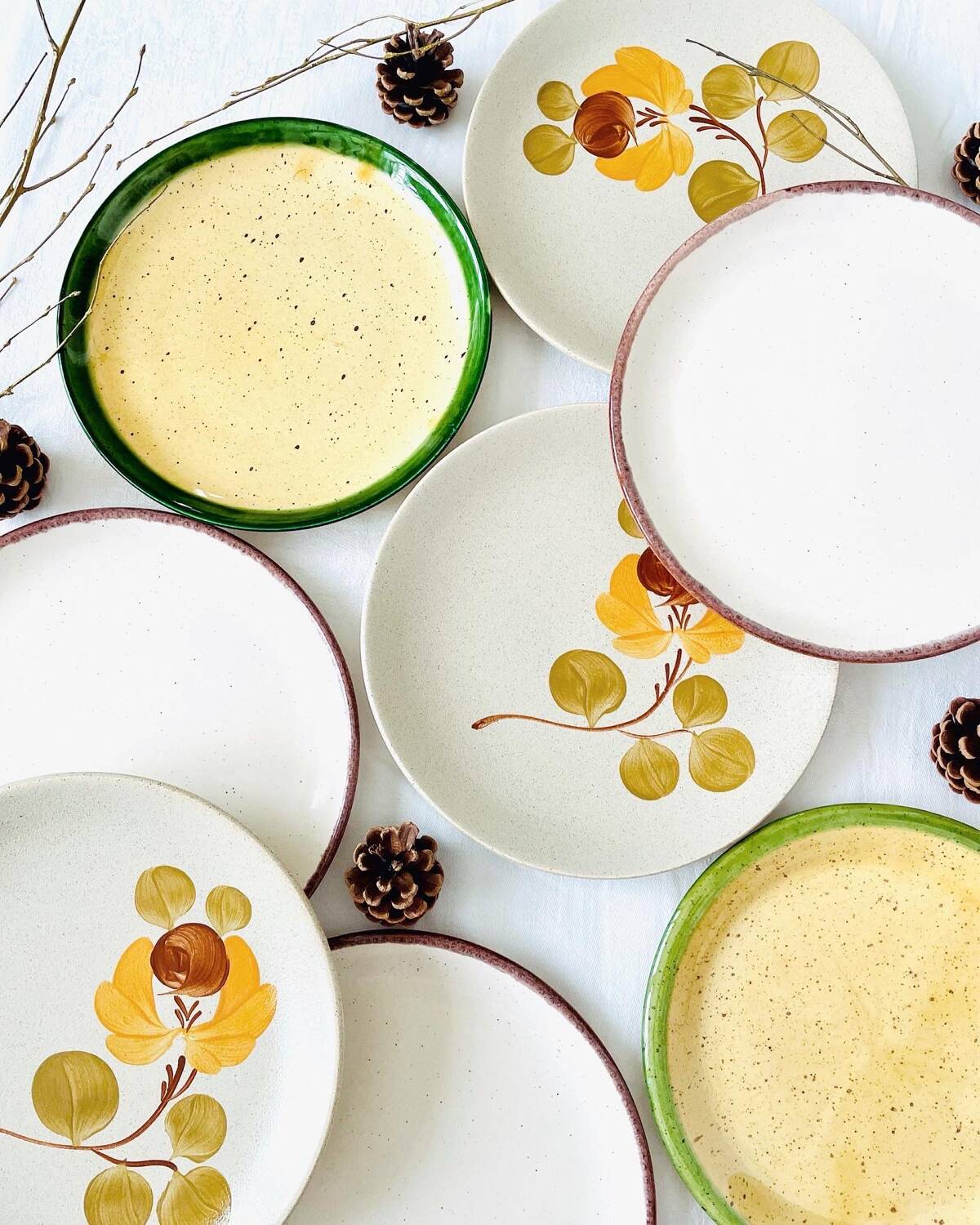 Set of 8 mismatched vintage dessert plates