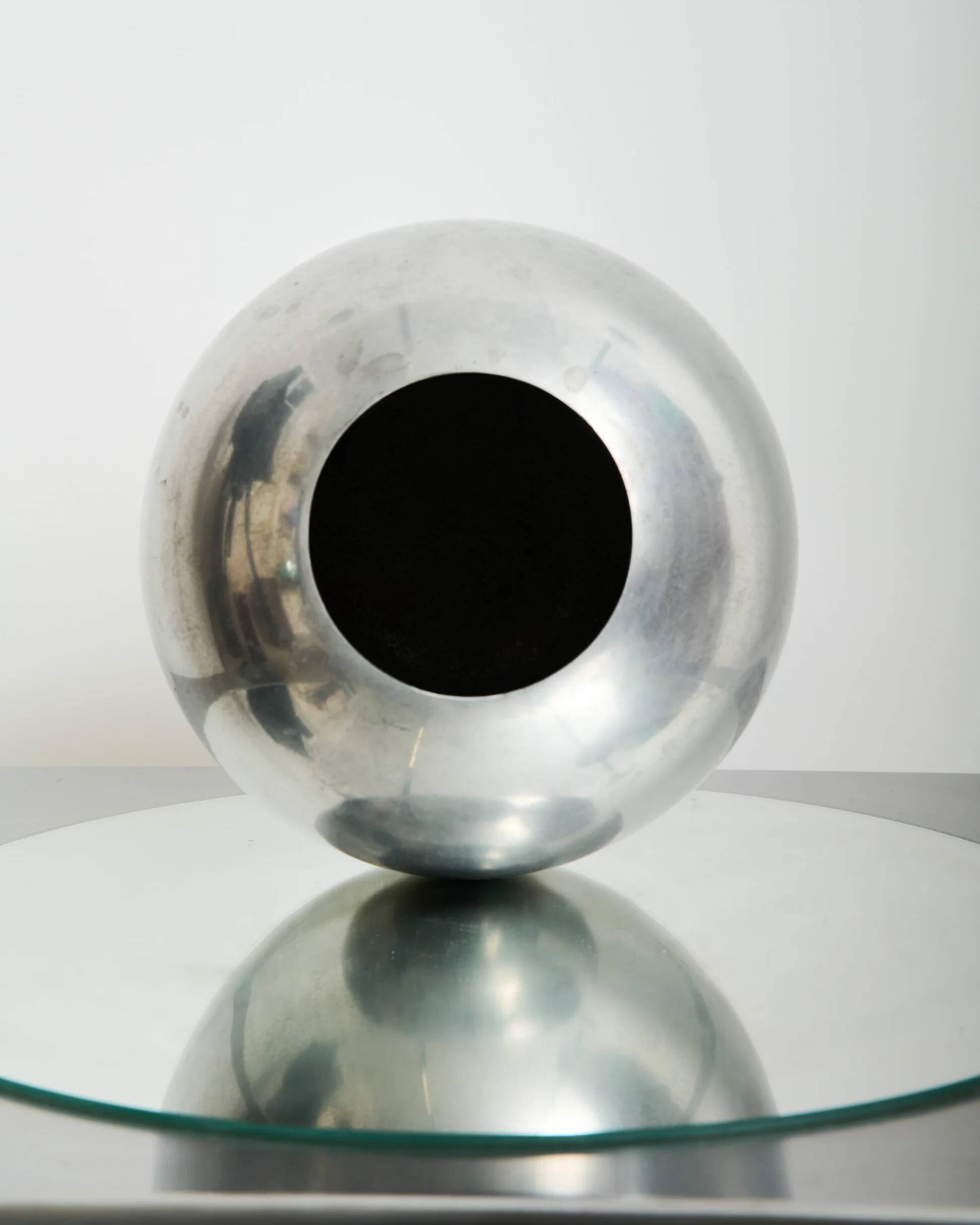 Sphere ball vase in cast aluminium, 1970