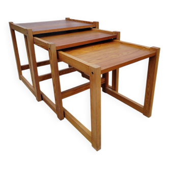 Table gigogne en pin année 70