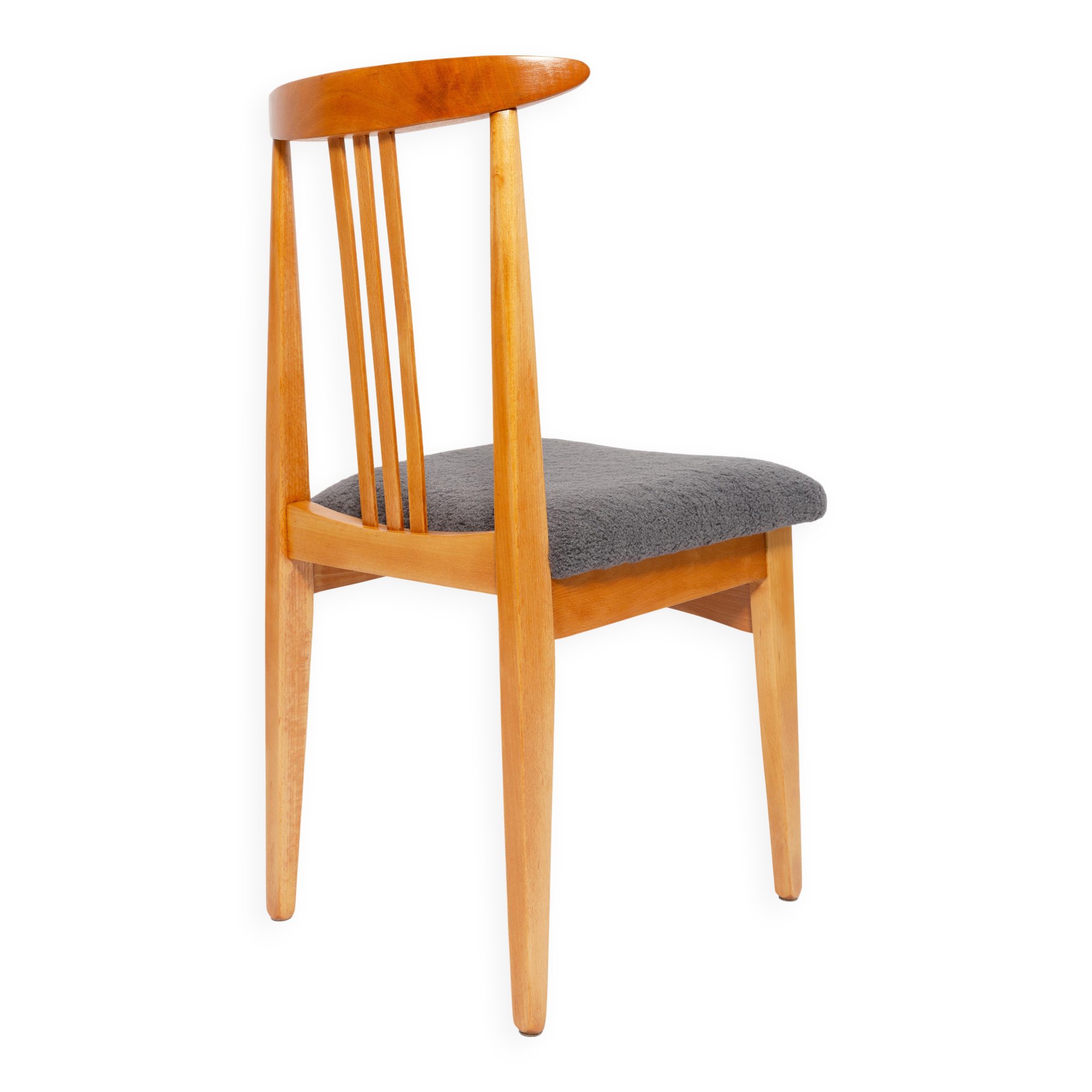 Mid-Century beech wood chair with grey boucle fabric, M. Zielinski, Europe, 1960.