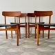 Ensemble de 4 chaises de salle à manger vintage avec vinyle noir