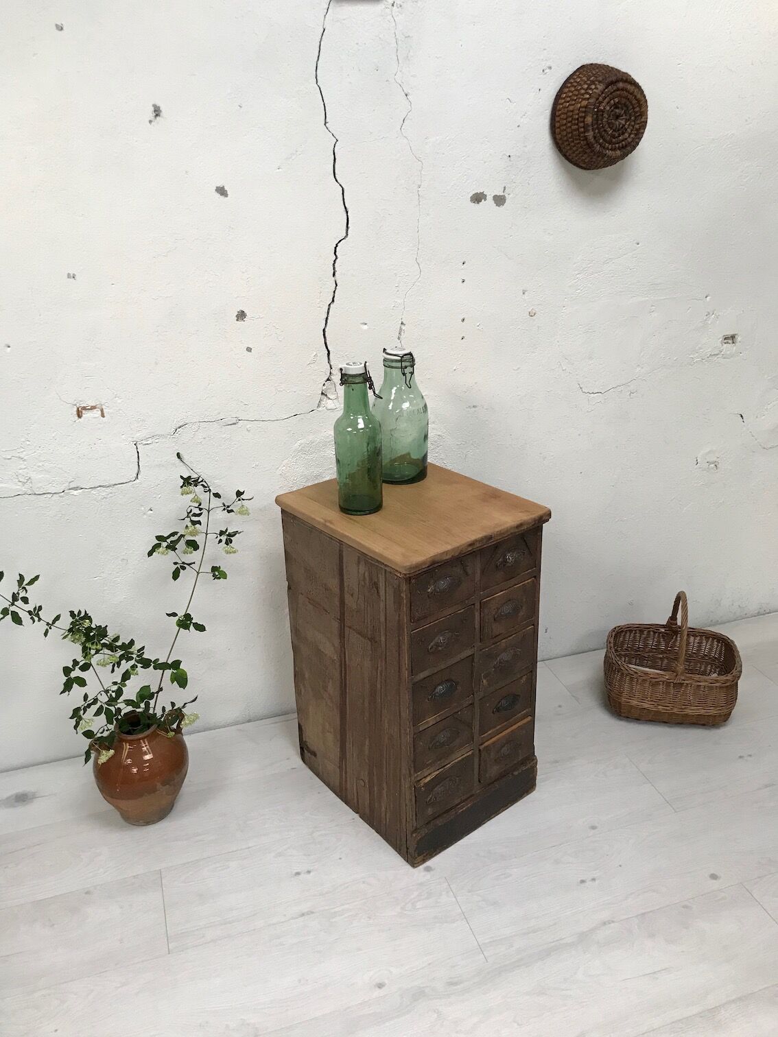 Wooden craft furniture with 10 drawers