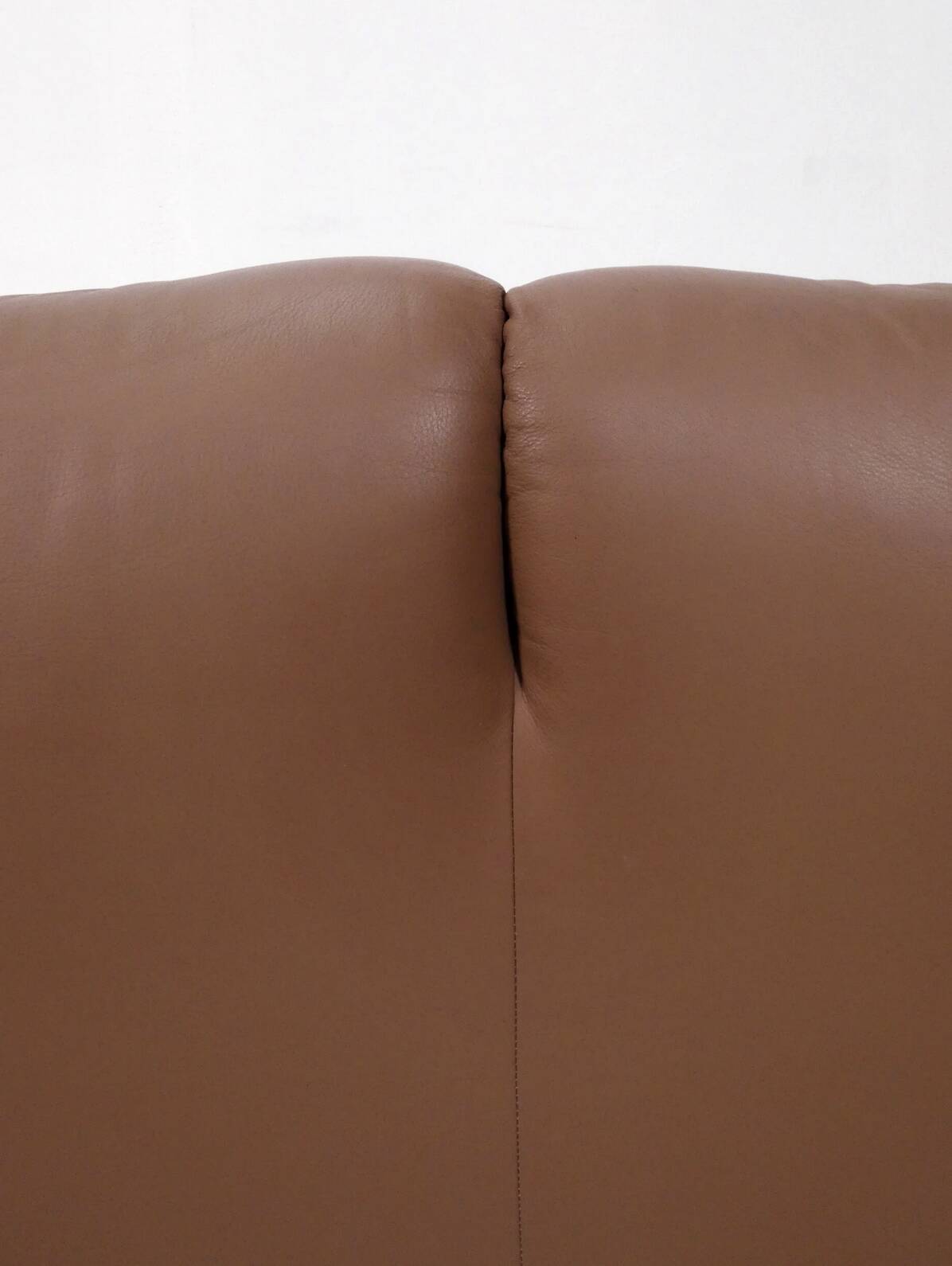 Set of Cassina Maralunga 2 seaters in mocca leather